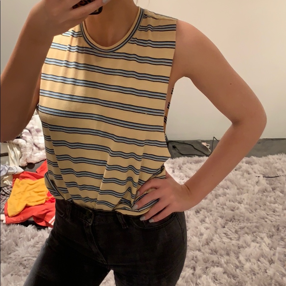 urban outfitters muscle tee - Picture 4 of 5